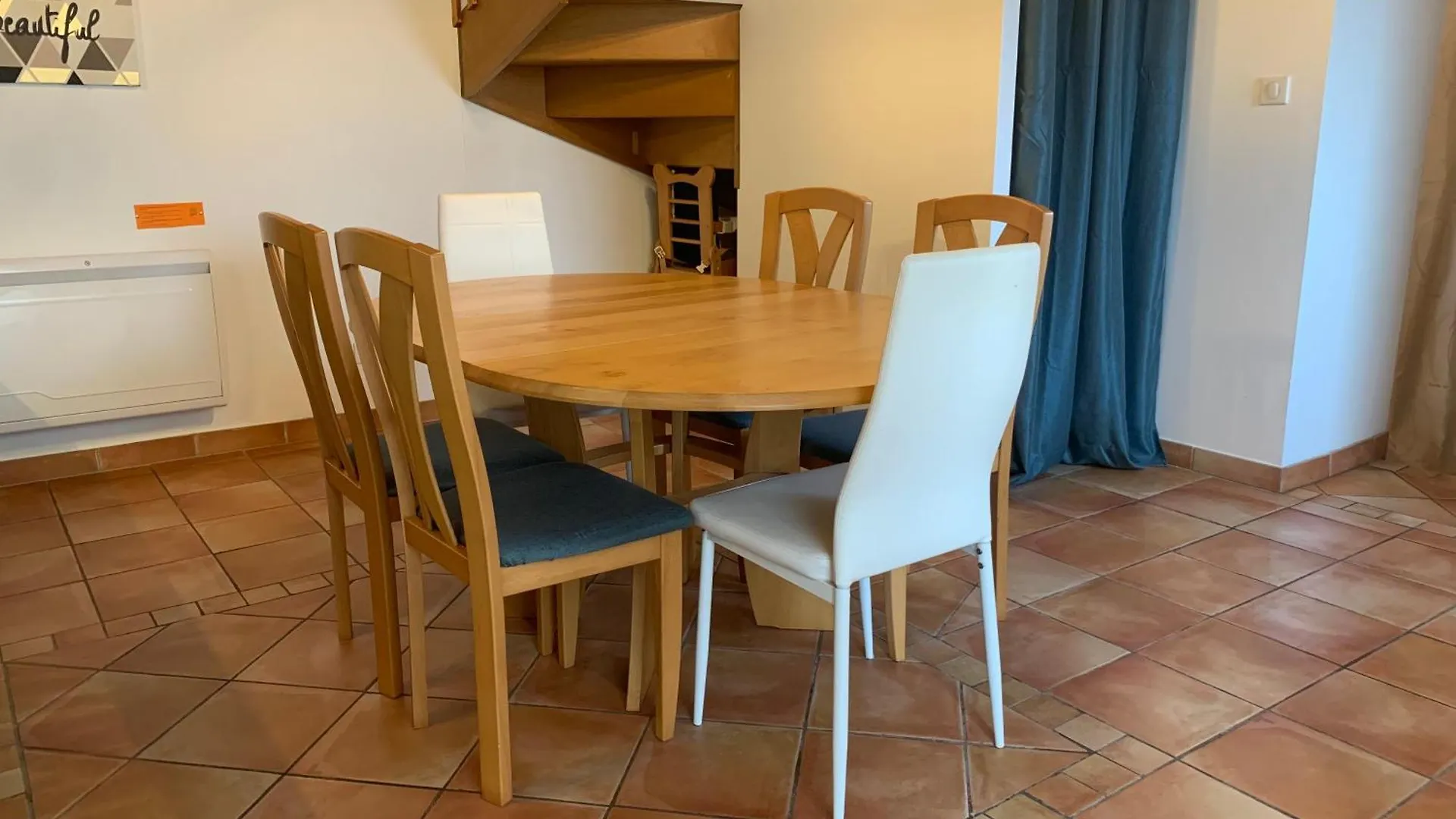 Pyrene Holidays - Residence La Fontaine - Triplex Spacieux A 10Mn A Pied Des Thermes Bagnères-de-Bigorre Lejlighed